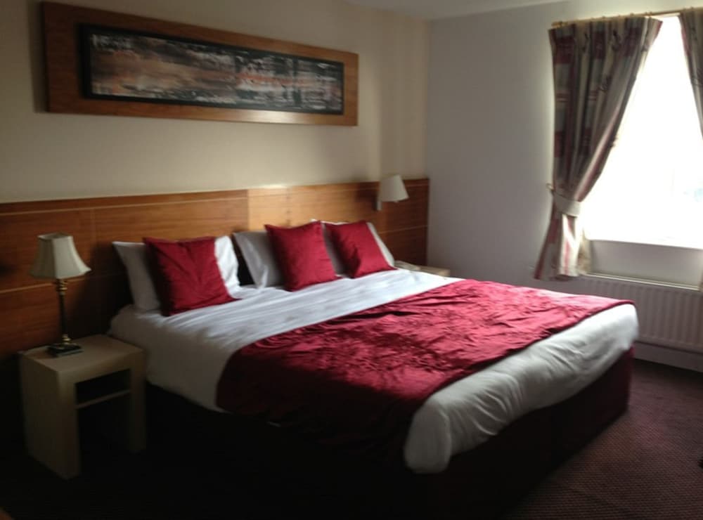 Double or Twin Room photo 3