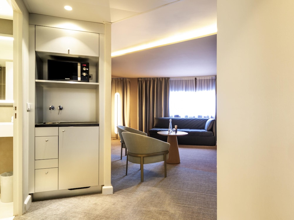 Family Suite, 1 Double Bed with Sofa bed - Photo 3