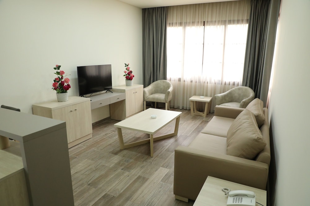Executive Studio Suite photo 2