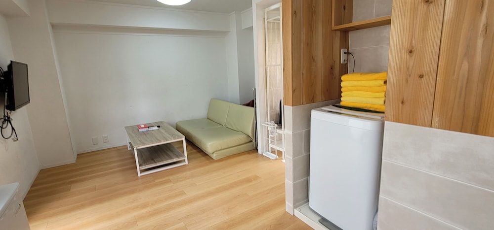 Family Room ( 305 ) - Photo 3