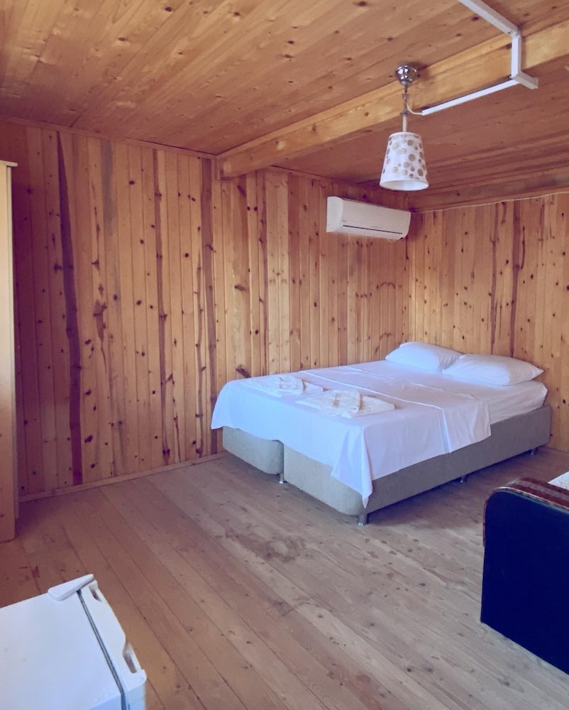 Comfort Bungalow, 1 Double Bed, Garden View, Garden Area photo 1