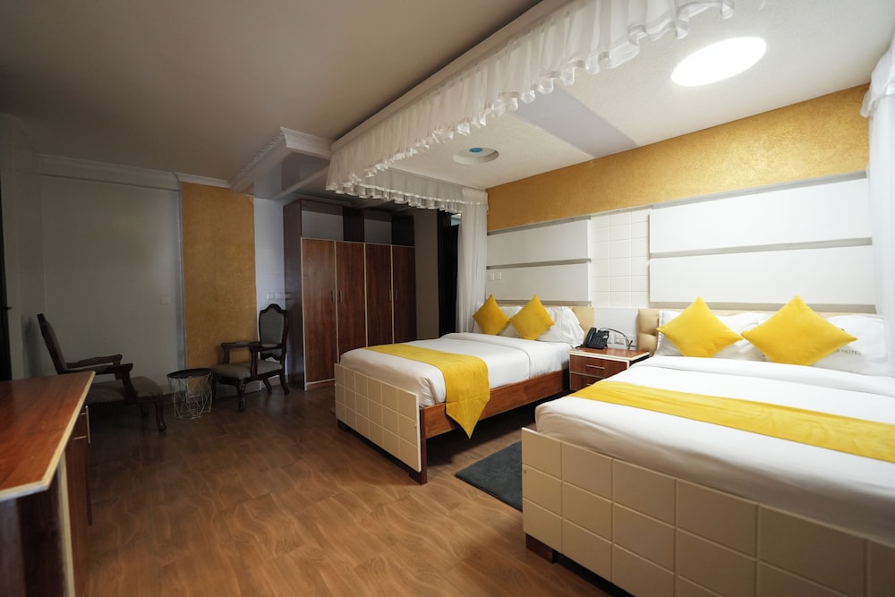 Comfort Twin Room
