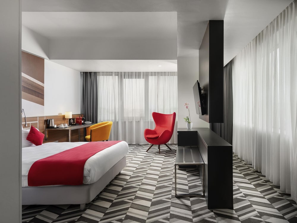 Privilege, Room, 1 Double Bed, City View photo 1