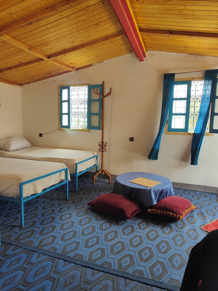 Classic Shared Dormitory, Garden View photo 2