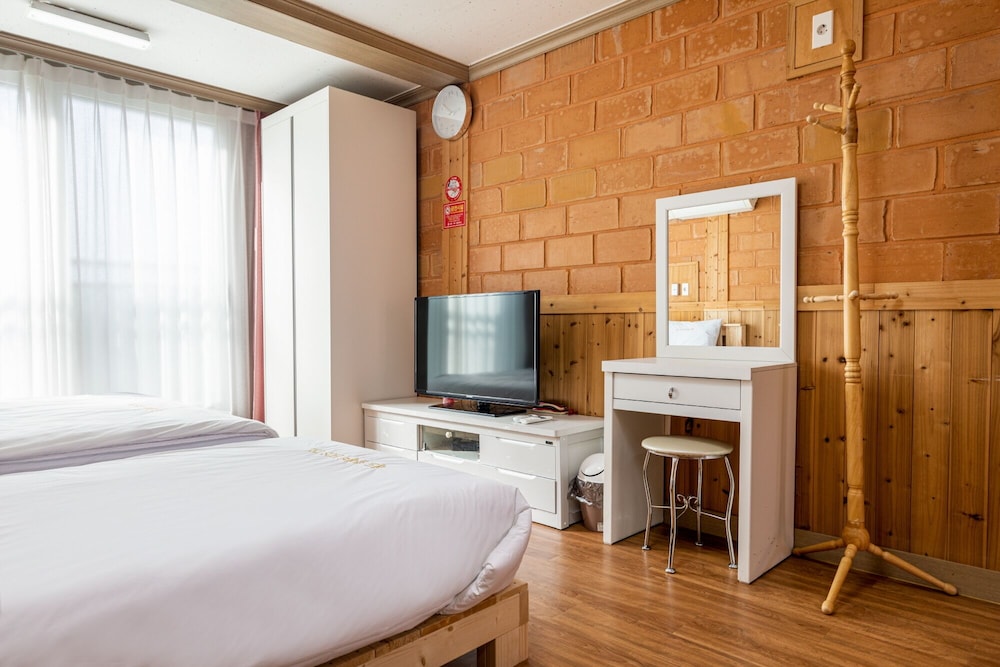 Suite (15PY) photo 2