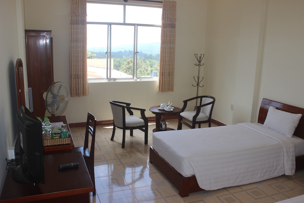 Superior Twin Room (Fan) photo 3
