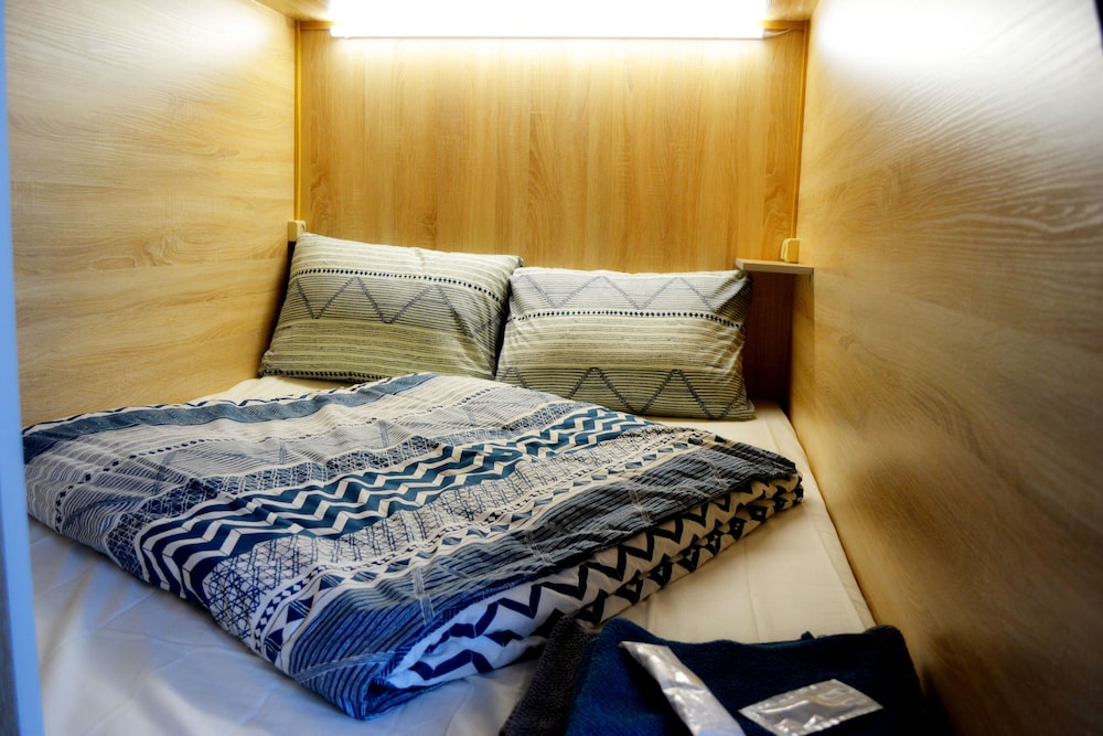 Room (Double Capsule) photo 1