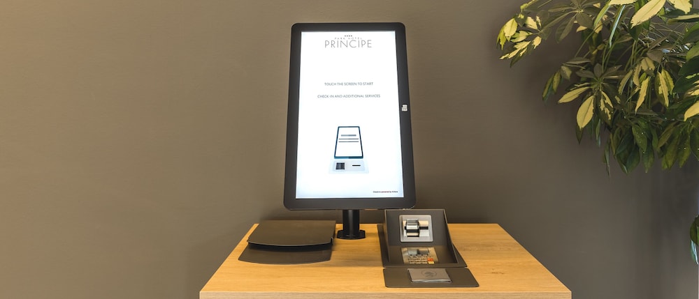 Modern Room (Selfcheck-In Only) - Photo 1