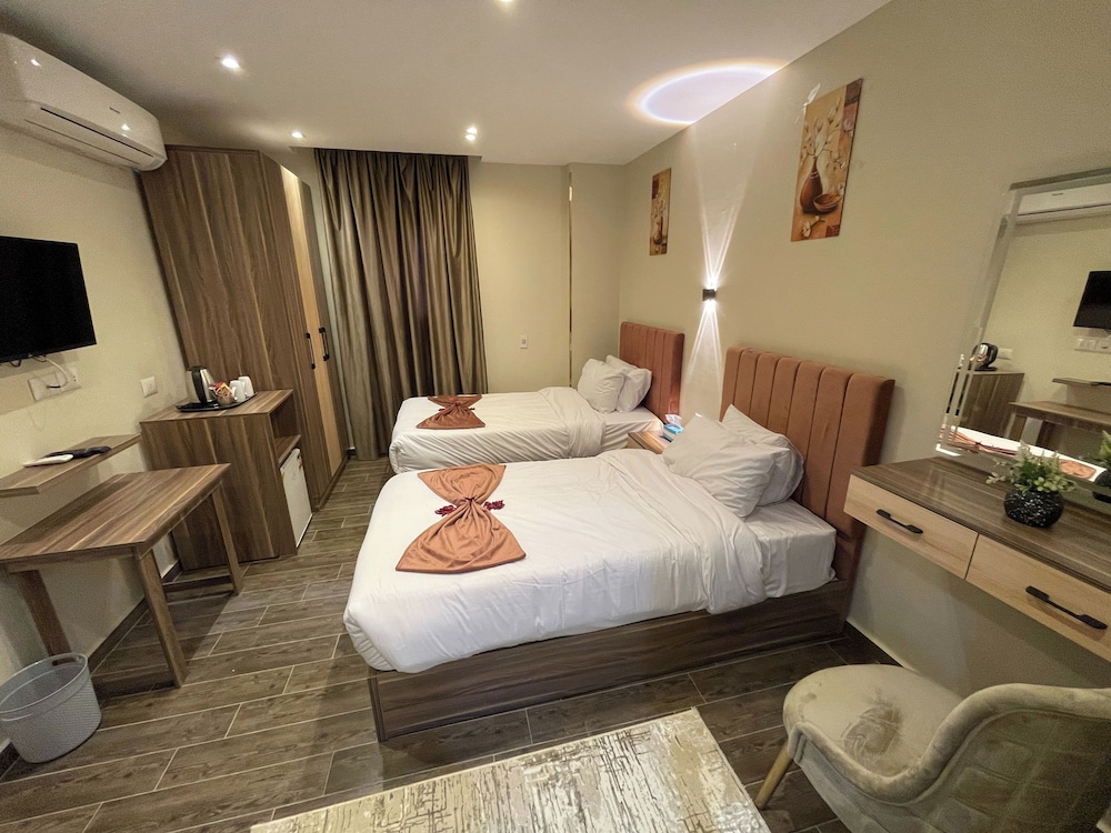 Luxury Double Or Twin Room, Balcony photo 1