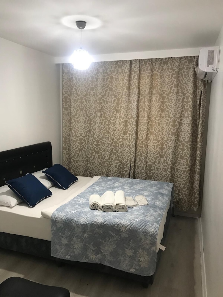Standard Double Room photo 2
