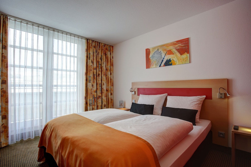 Comfort Room, 1 Double Bed - Photo 2