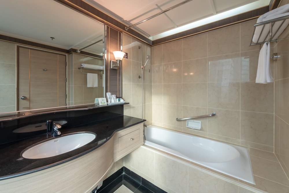 Deluxe Suite, 2 Bedrooms Deluxe Suite, 2 Bedrooms