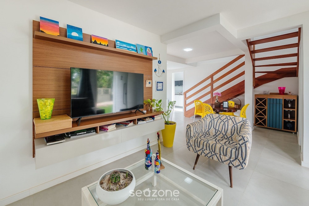 Villa photo 2