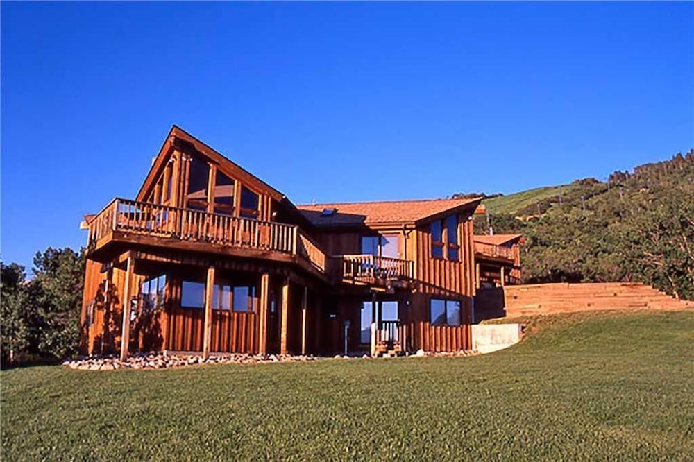 House, Multiple Beds (Ski Trail Lodge II) photo 3
