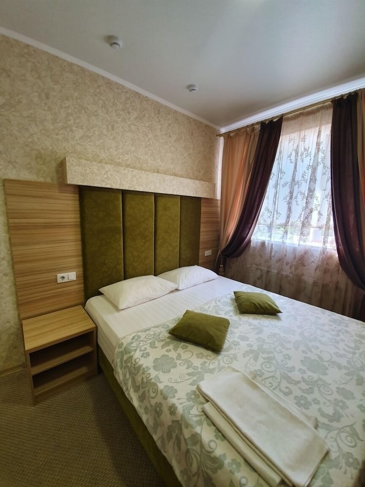 Economy Double Room, 1 Bedroom photo 2