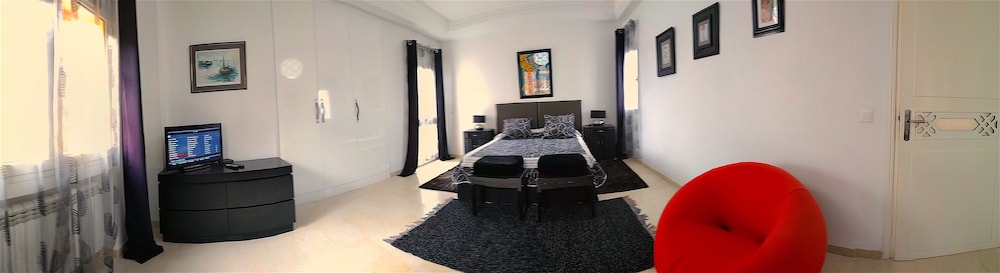 Signature Apartment, Sea View (Nagi) photo 1