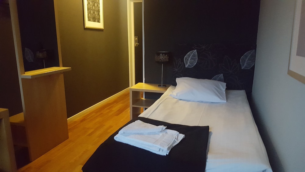 Basic Single Room, 1 Twin Bed photo 1