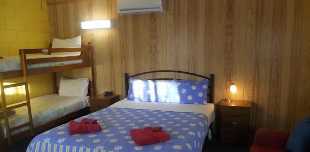 Standard Room photo 2