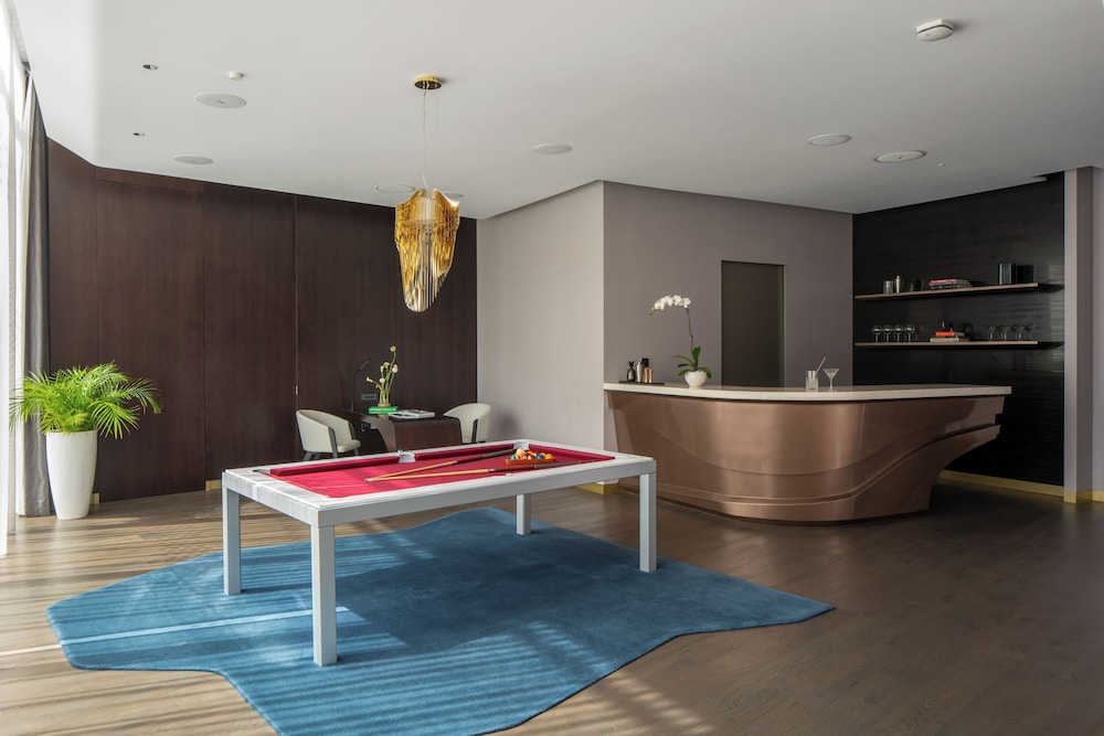 Suite, 2 Bedrooms (Ultimate ME, Lounge & Jacuzzi)