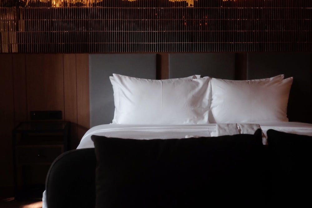 Luxury Studio Suite, 1 King Bed, Non Smoking photo 3