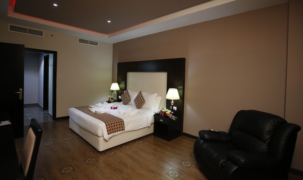 Deluxe Suite, 2 Bedrooms photo 2