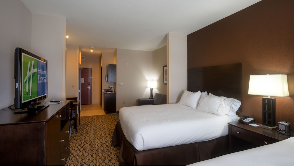 Suite, Accessible, Non Smoking (Mobility) photo 1