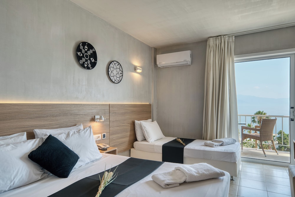 Panoramic Double Room, Sea View photo 1