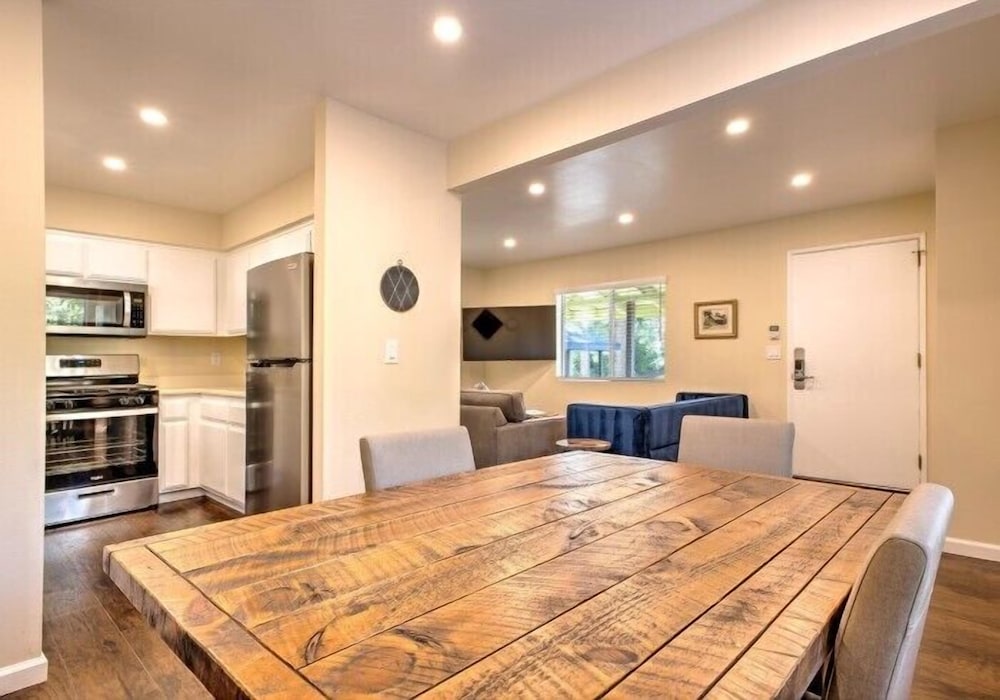 1 Bedroom Cottage - 2 Guest