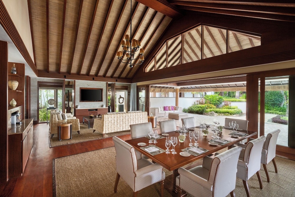 Presidential Villa photo 3