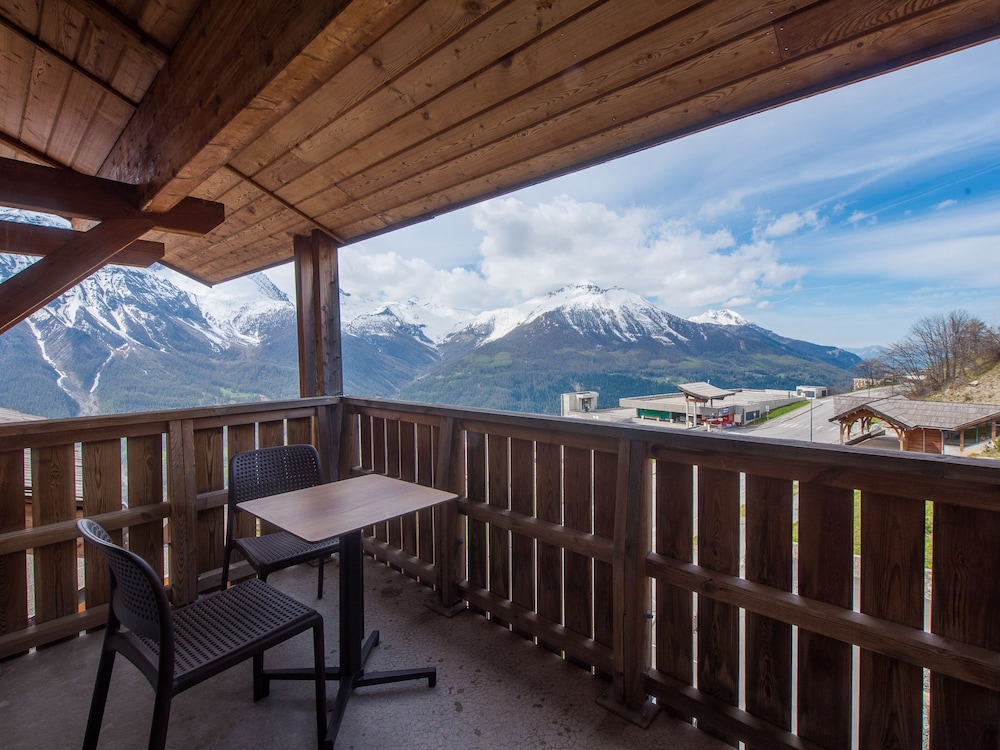 Studio for 4 people with sleeping area - mountain view photo 3