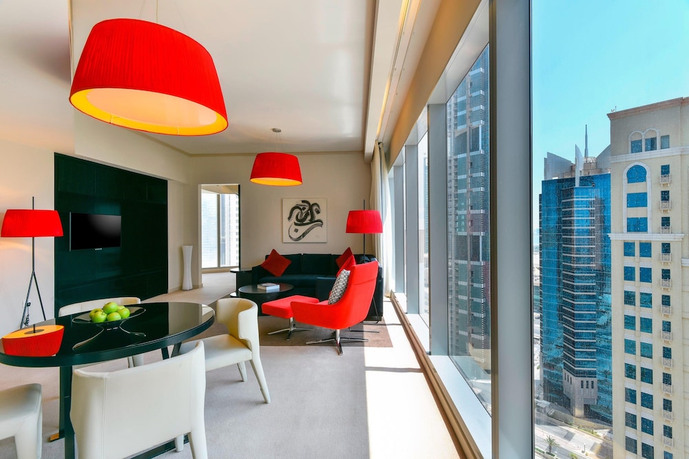 Suite, 1 Bedroom - Photo 3
