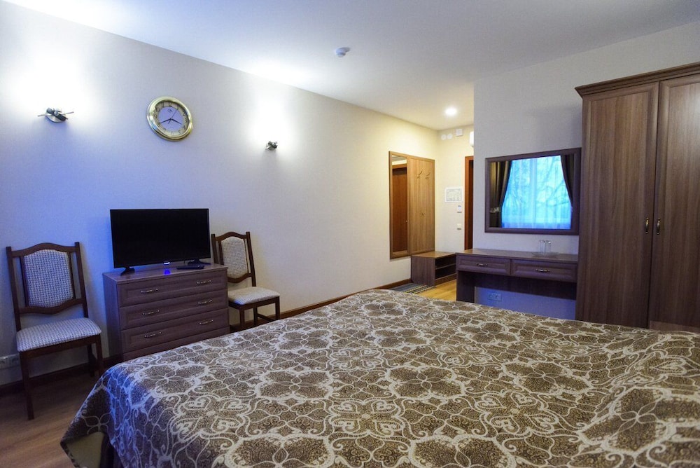 Standard Double Or Twin Room photo 3