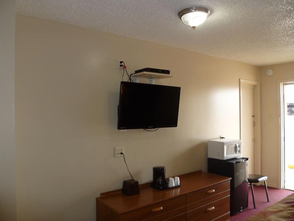Room, 2 Double Beds photo 3
