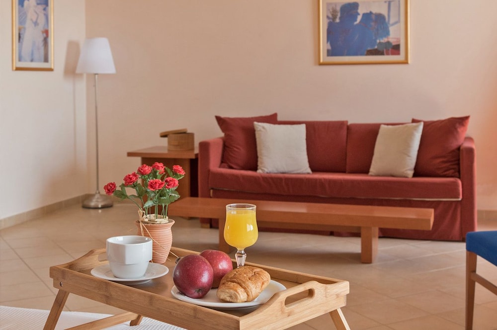 Suite - Photo 2