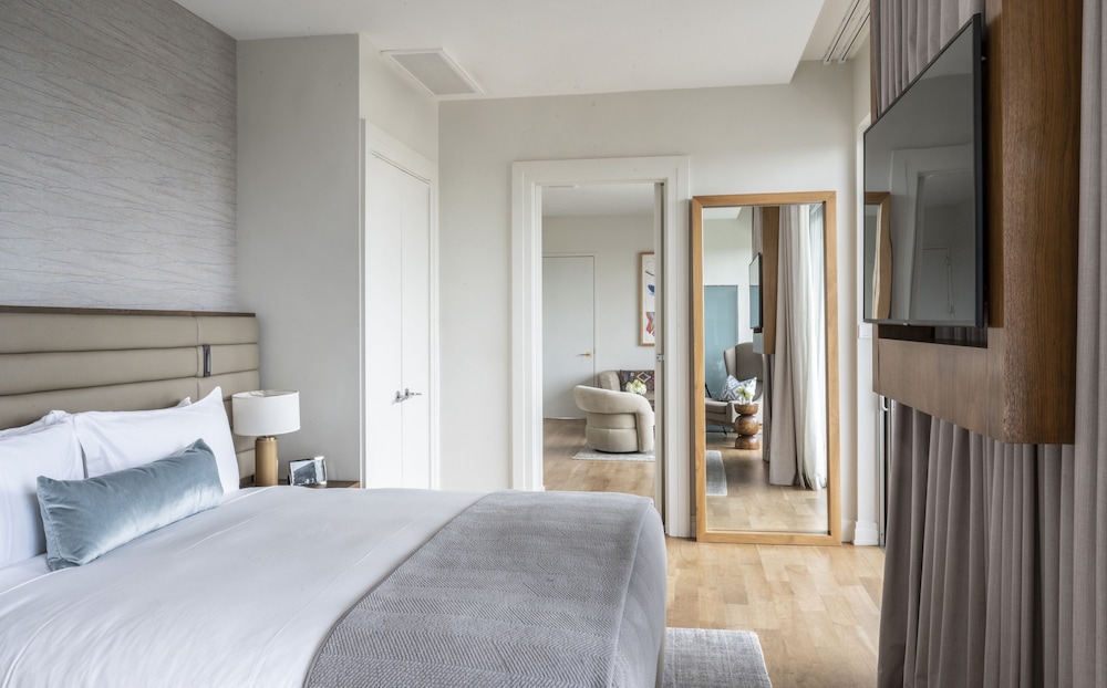 Signature Suite, Terrace - Photo 5