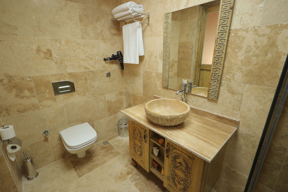 Deluxe Room - Photo 2