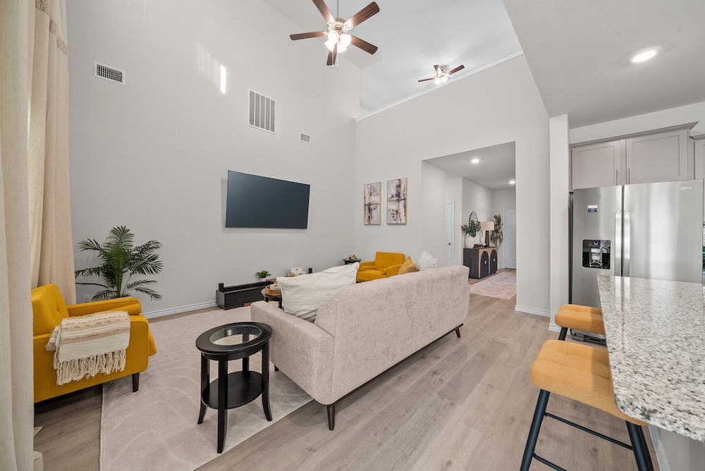 Luxurious 4-Bed Home in Aubrey TX, Billede 23