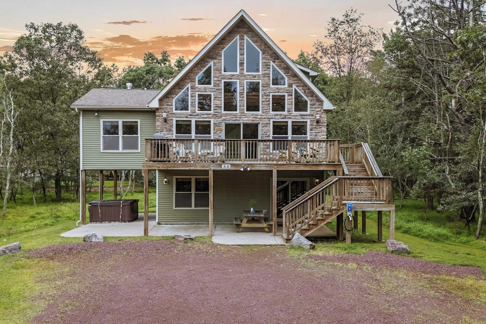 House (Multiple Bedrooms) photo 1