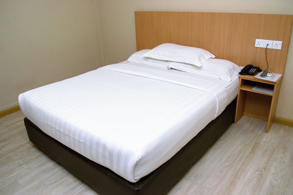 Basic Double or Twin Room