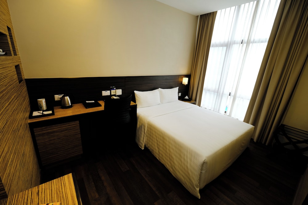 Standard Double Room, 1 Queen Bed photo 2