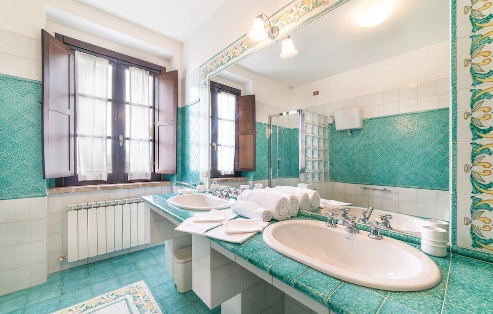 Double Room, Jetted Tub photo 2