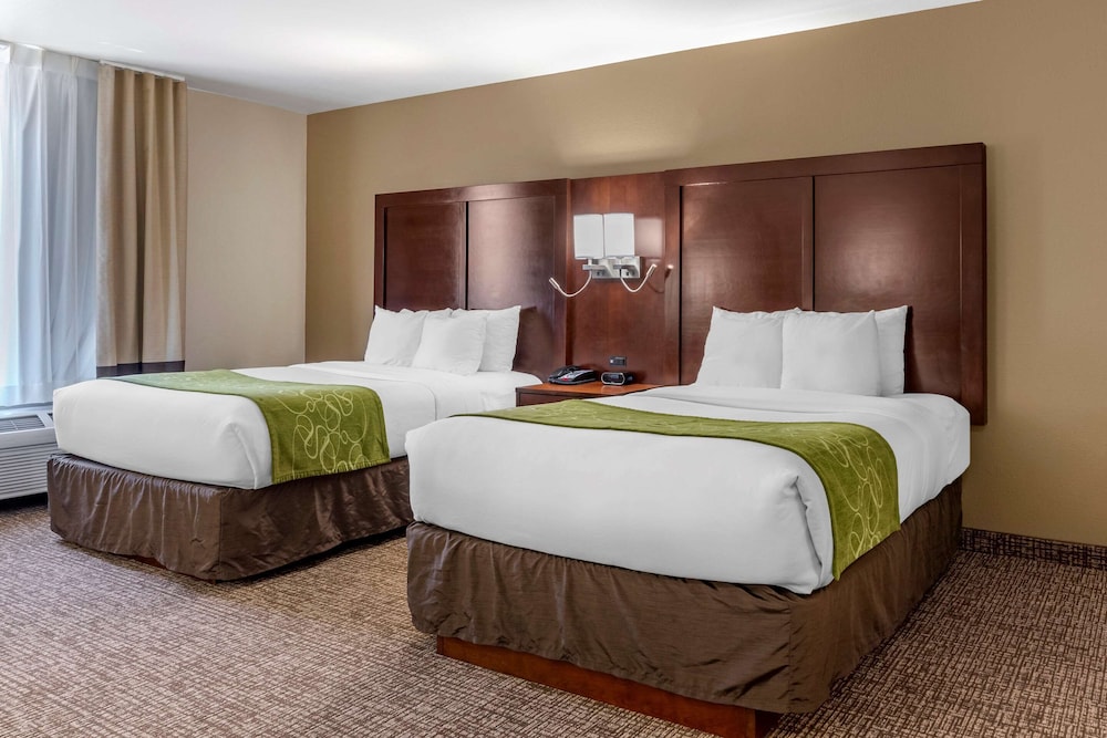 Suite, Multiple Beds, Accessible, Non Smoking - Photo 1