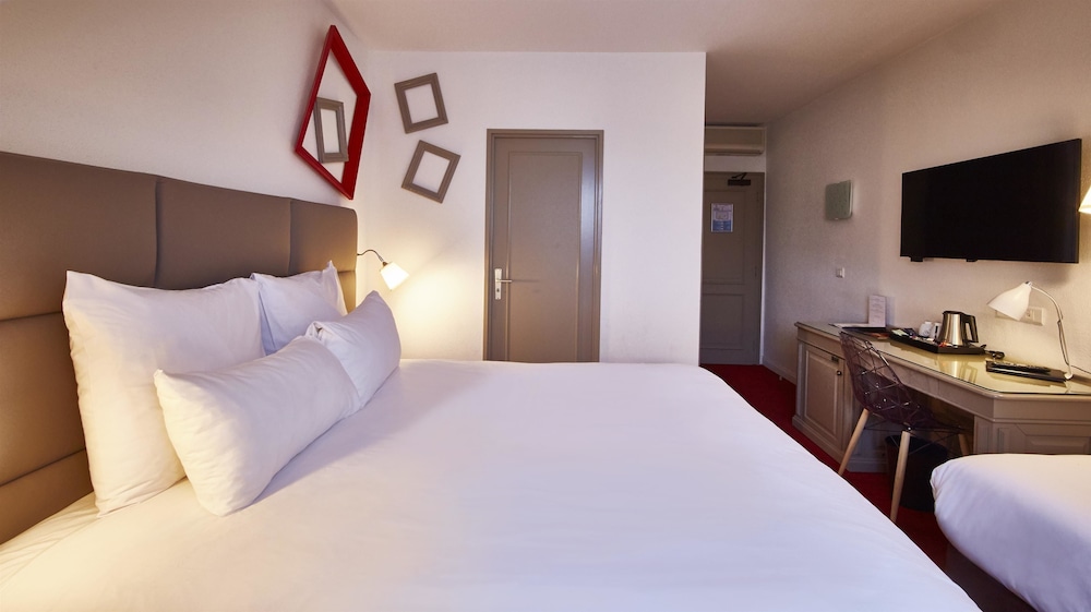 Comfort Room, 1 Double Bed, Non Smoking (with Single Sofabed) - Photo 2