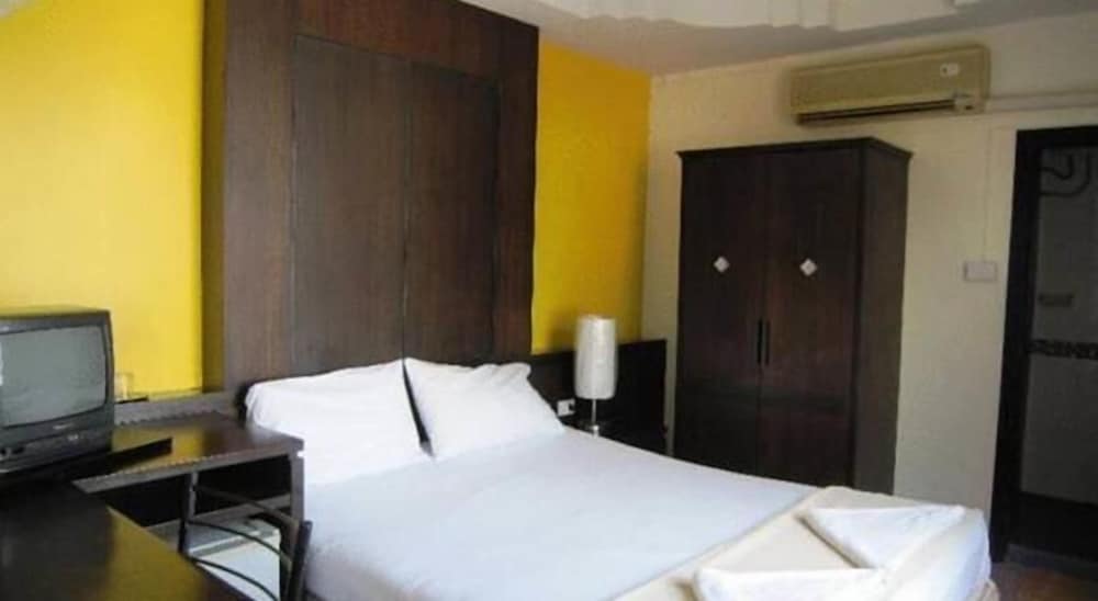 Single Room photo 1