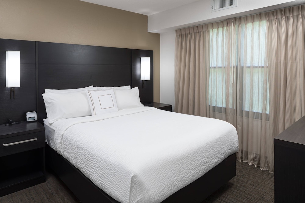 Suite, 1 Bedroom photo 2