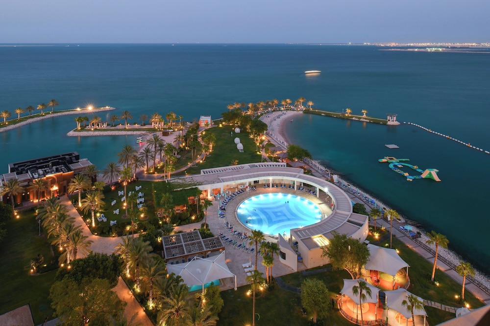 Deluxe Room, 2 Twin Beds, Balcony, Sea View - Photo 4