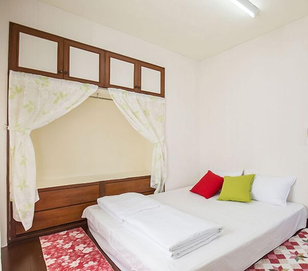 Economy Double Room photo 2