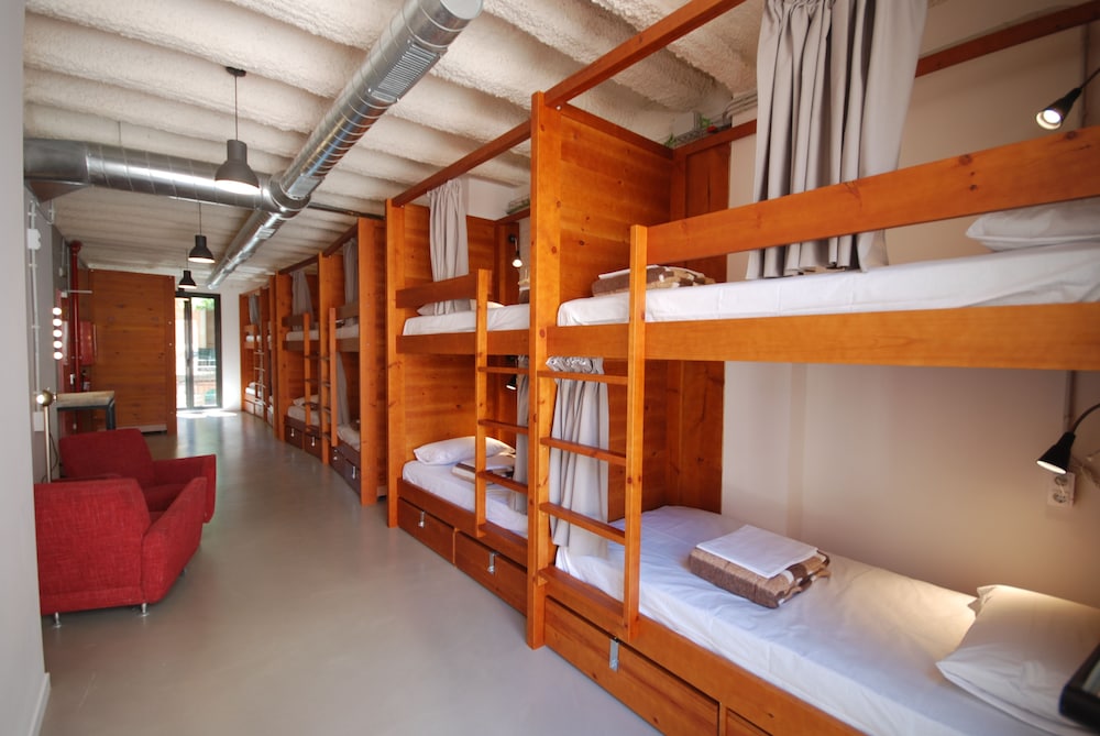Comfort Shared Dormitory, Mixed Dorm, Accessible, City View photo 2