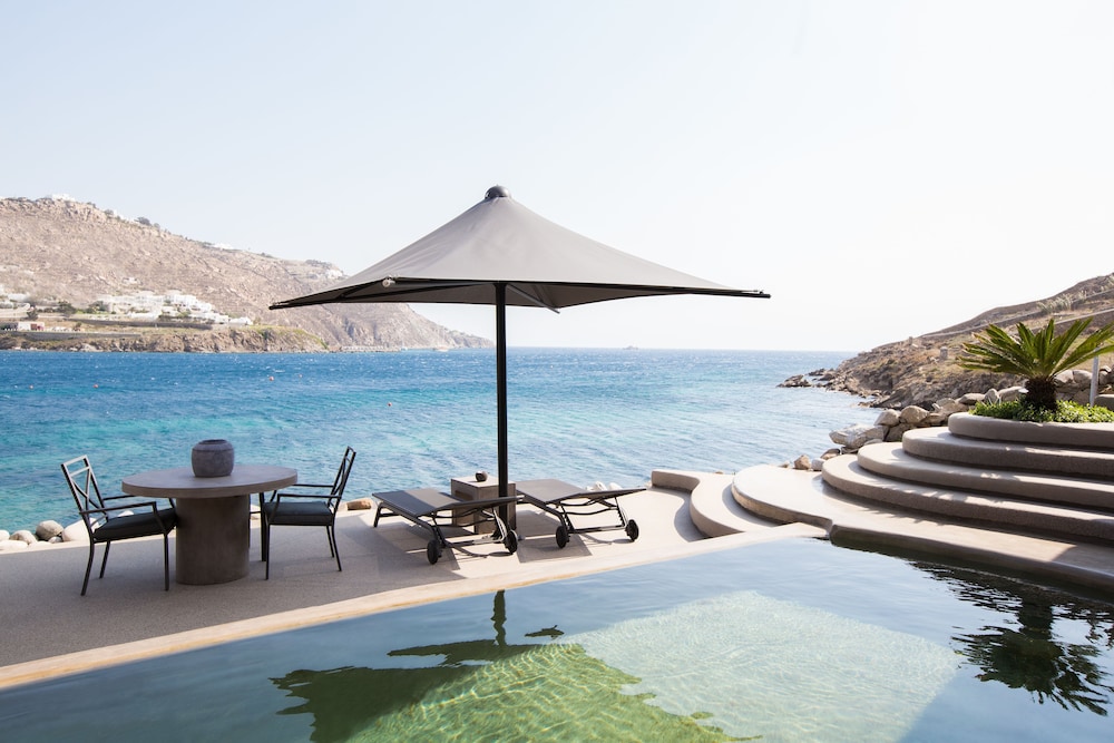 Villa Hideaway with Infinity Private Pool (2 Bedrooms) - Photo 20