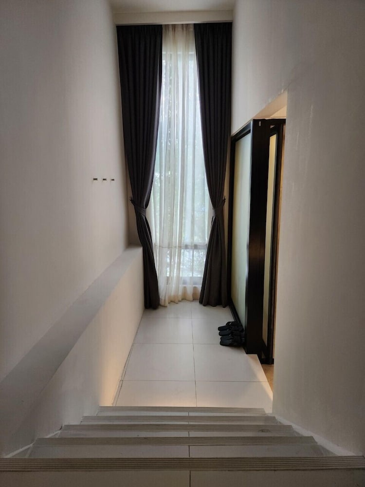 Deluxe Room with Balcony
